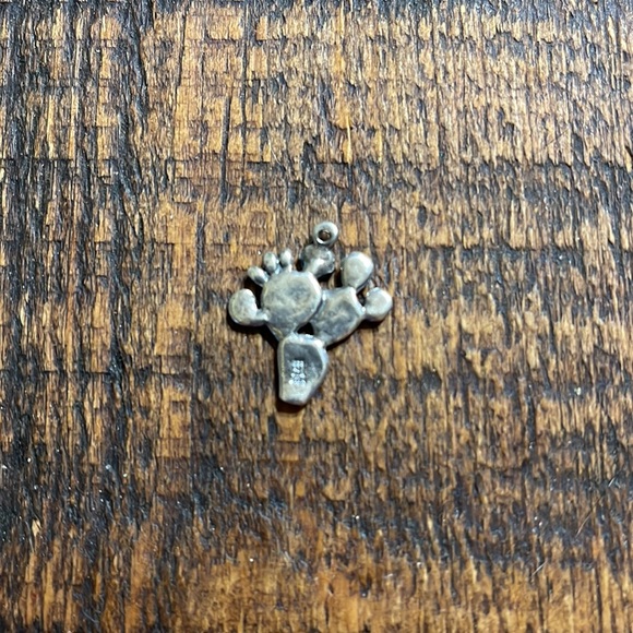 ✨Retired & Rare✨  James Avery Large Cactus 🌟OFFERS WELCOME - Picture 2 of 2